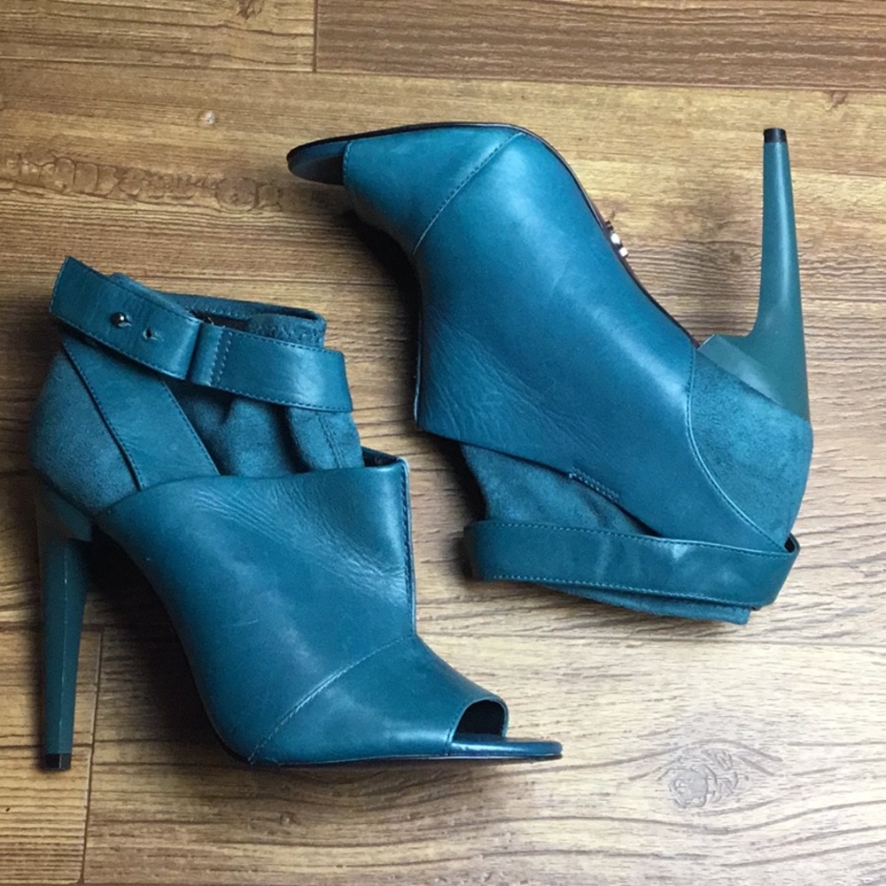 Rachel Rachel Roy Booties